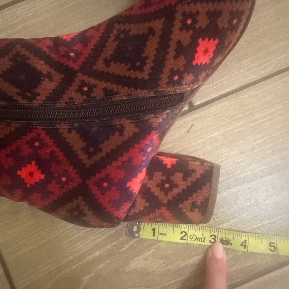 Colorful Velvet Booties - Picture 4 of 7